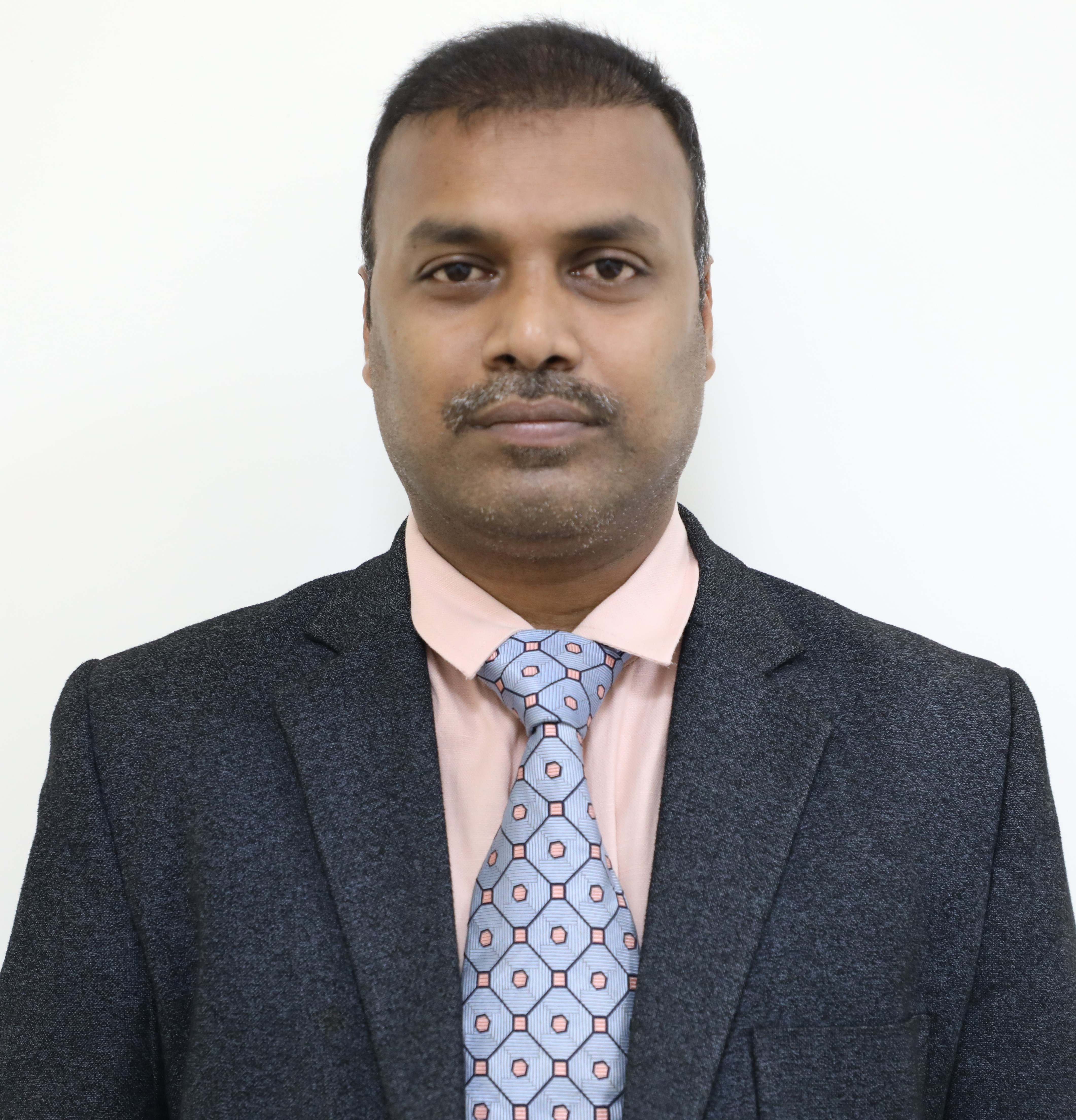 Mr. Ashutosh Makup