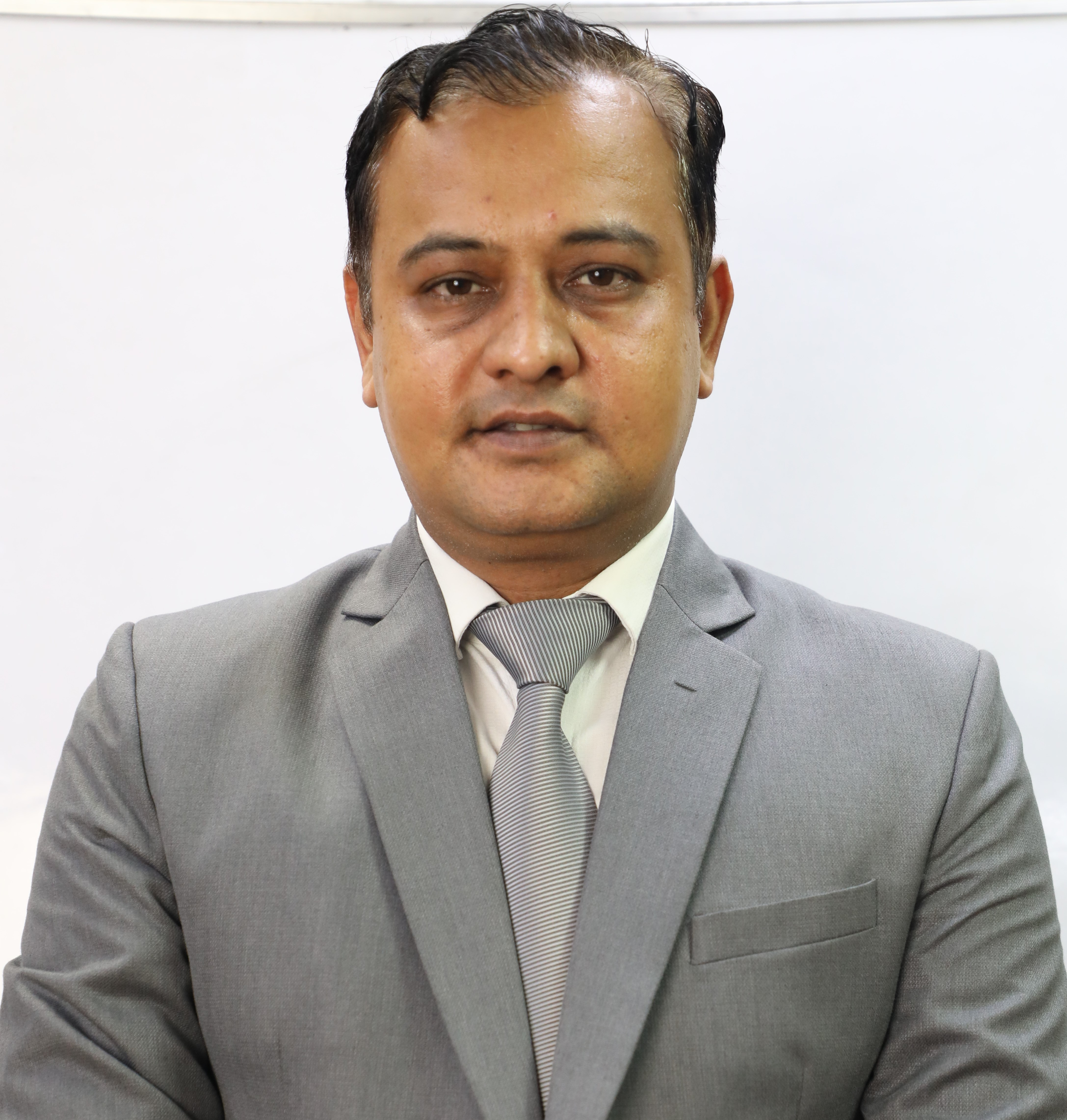 Mr. Vijay kumar Nehra